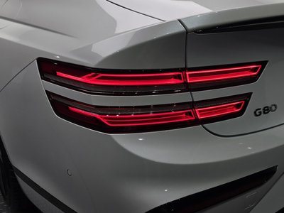 GENESIS G80 (RG3) - 10