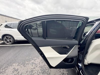2025 BMW I5 — миниатюра 17