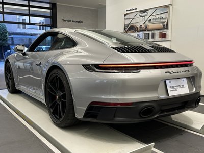 PORSCHE 911 - 6