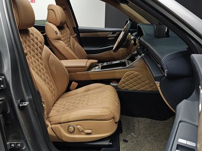 2022 Genesis GV80 — миниатюра 16