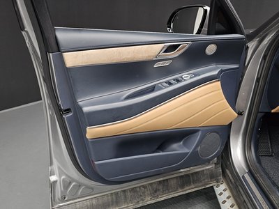 2022 Genesis GV80 — миниатюра 14