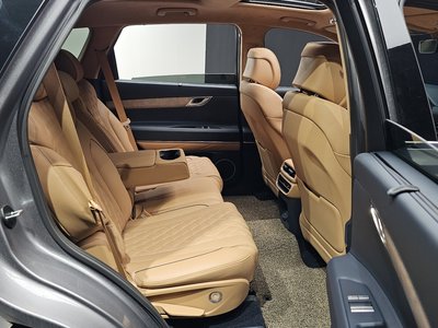 2022 Genesis GV80 — миниатюра 17
