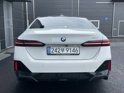 BMW 5 SERIES - 2