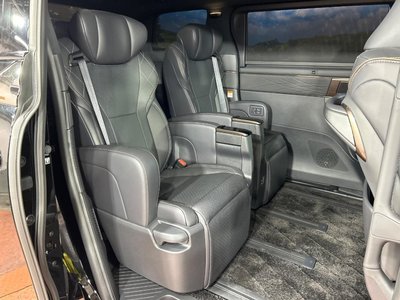 TOYOTA VELLFIRE - 9