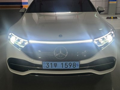 MERCEDES-BENZ EQS - 6