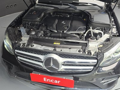 MERCEDES-BENZ GLC - 7