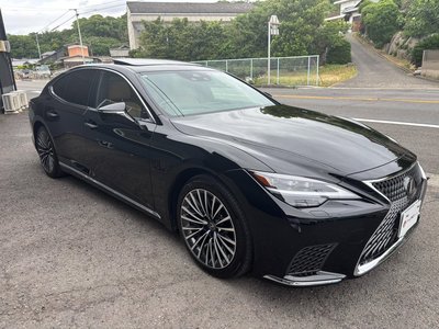 LEXUS LS - 6