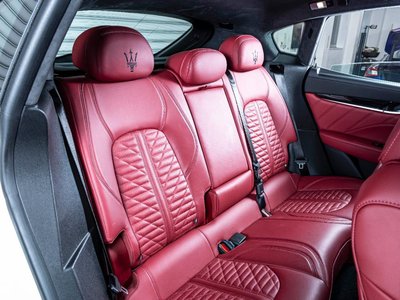2022 Maserati LEVANTE thumbnail 11