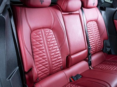 2022 Maserati LEVANTE thumbnail 38