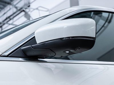 2022 Maserati LEVANTE thumbnail 32