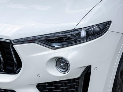 2022 Maserati LEVANTE thumbnail 31