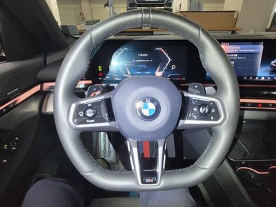 2023 BMW 5 SERIES 照片 7