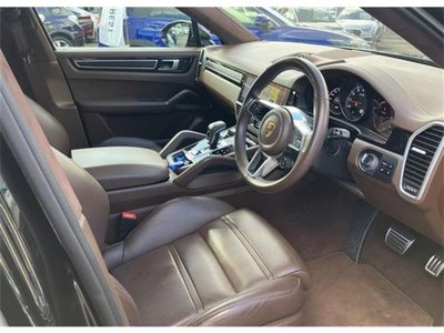 PORSCHE CAYENNE COUPE - 9