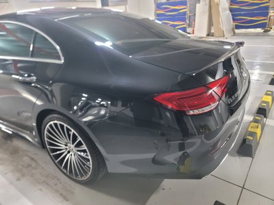 MERCEDES-BENZ CLS - 9