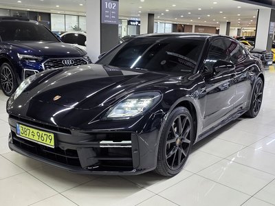 PORSCHE PANAMERA - 1