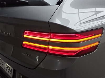 GENESIS GV80 - 10