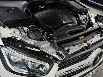 MERCEDES-BENZ GLC - 7