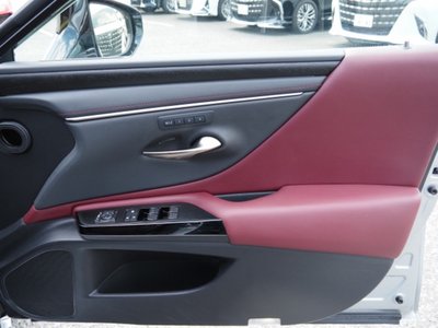 2023 Lexus ES — миниатюра 55