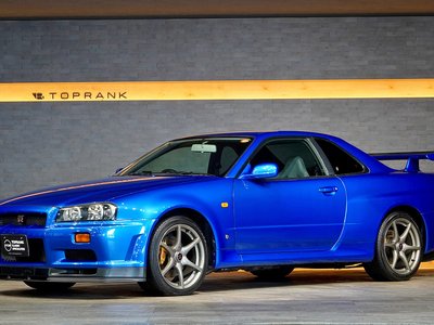 NISSAN SKYLINE GT-R