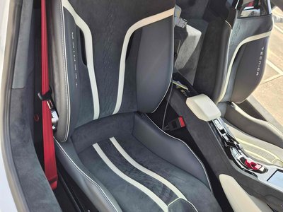 LAMBORGHINI HURACAN - 8