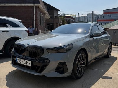 BMW 5 SERIES - 10