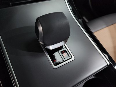 LAND ROVER RANGE ROVER VELAR - 9