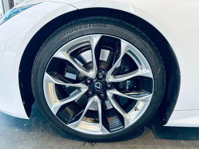 صورة مصغرة 27 لـ 2017 Lexus LC