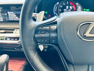صورة مصغرة 51 لـ 2017 Lexus LC