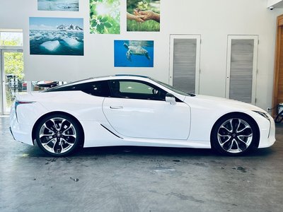 2017 Lexus LC photo 6