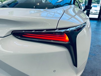 صورة مصغرة 15 لـ 2017 Lexus LC