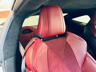 صورة مصغرة 32 لـ 2017 Lexus LC