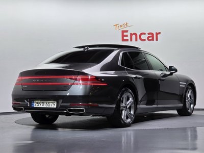 صورة 3 لـ 2022 Genesis G90 (RS4)