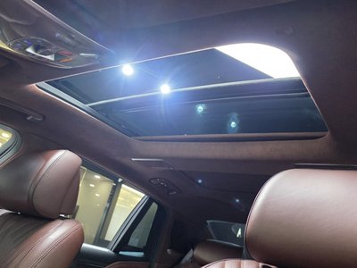 2022 Genesis G90 (RS4) — миниатюра 18