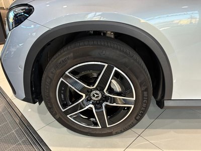 صورة 9 لـ 2023 Mercedes-BENZ GLC