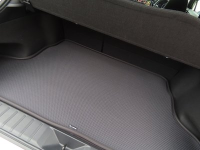 2025 Lexus LBX — миниатюра 39