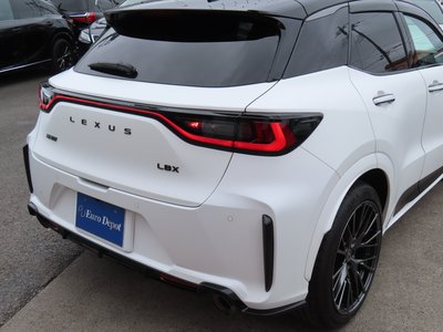 2025 Lexus LBX — миниатюра 37