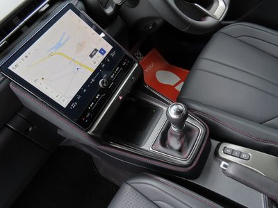 2025 Lexus LBX — миниатюра 67