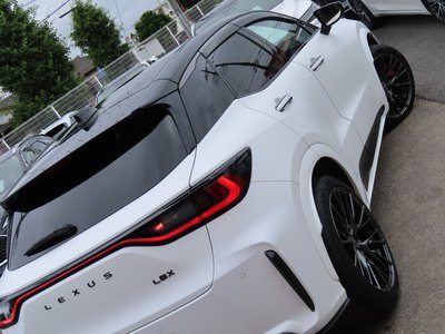 LEXUS LBX - 7