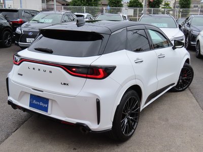 2025 Lexus LBX — миниатюра 84