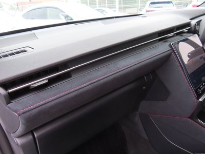 2025 Lexus LBX — миниатюра 53