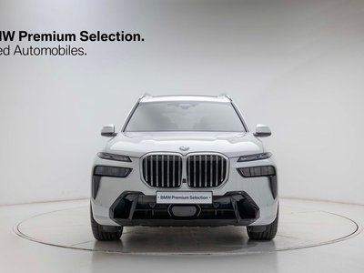 صورة 2 لـ 2025 BMW X7