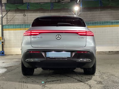 MERCEDES-BENZ EQC - 3