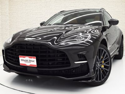 ASTON MARTIN DBX - 1
