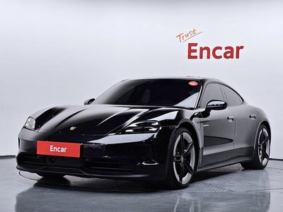 صورة 1 لـ 2024 Porsche TAYCAN