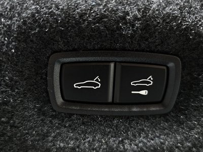 صورة مصغرة 37 لـ 2024 Porsche TAYCAN