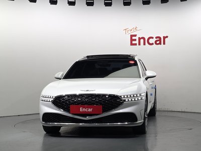 2022 Genesis G90 照片 2