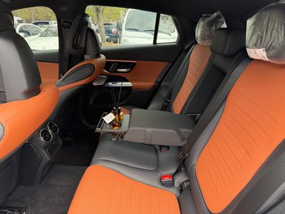 MERCEDES-BENZ GLC - 10