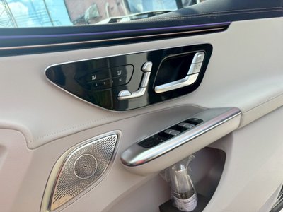 2022 Mercedes-BENZ EQE thumbnail 21