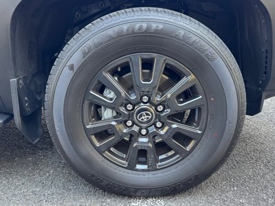 TOYOTA LAND CRUISER 250 - 7