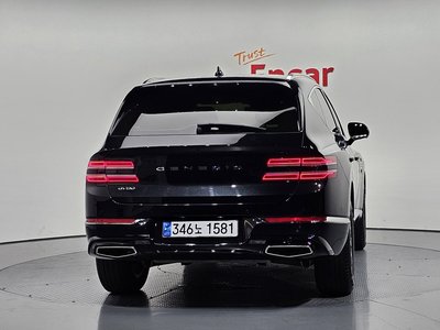 صورة 3 لـ 2023 Genesis GV80